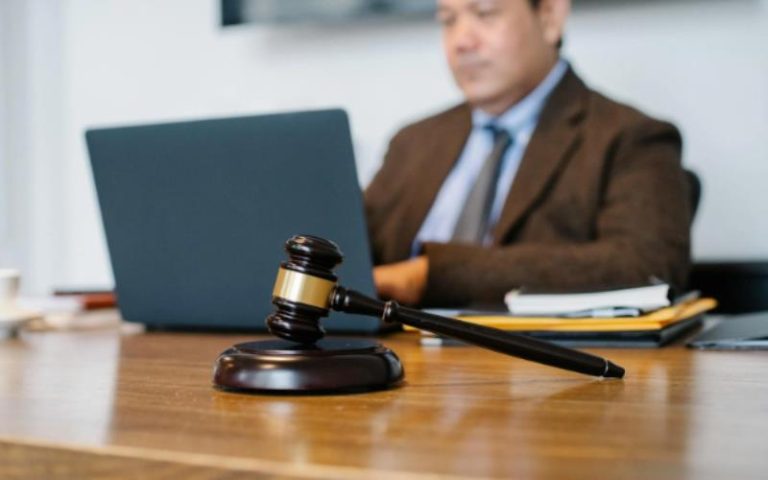 Gavel standing on a table 