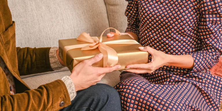 Thoughtful Door Gift Ideas to Impress Your Guests